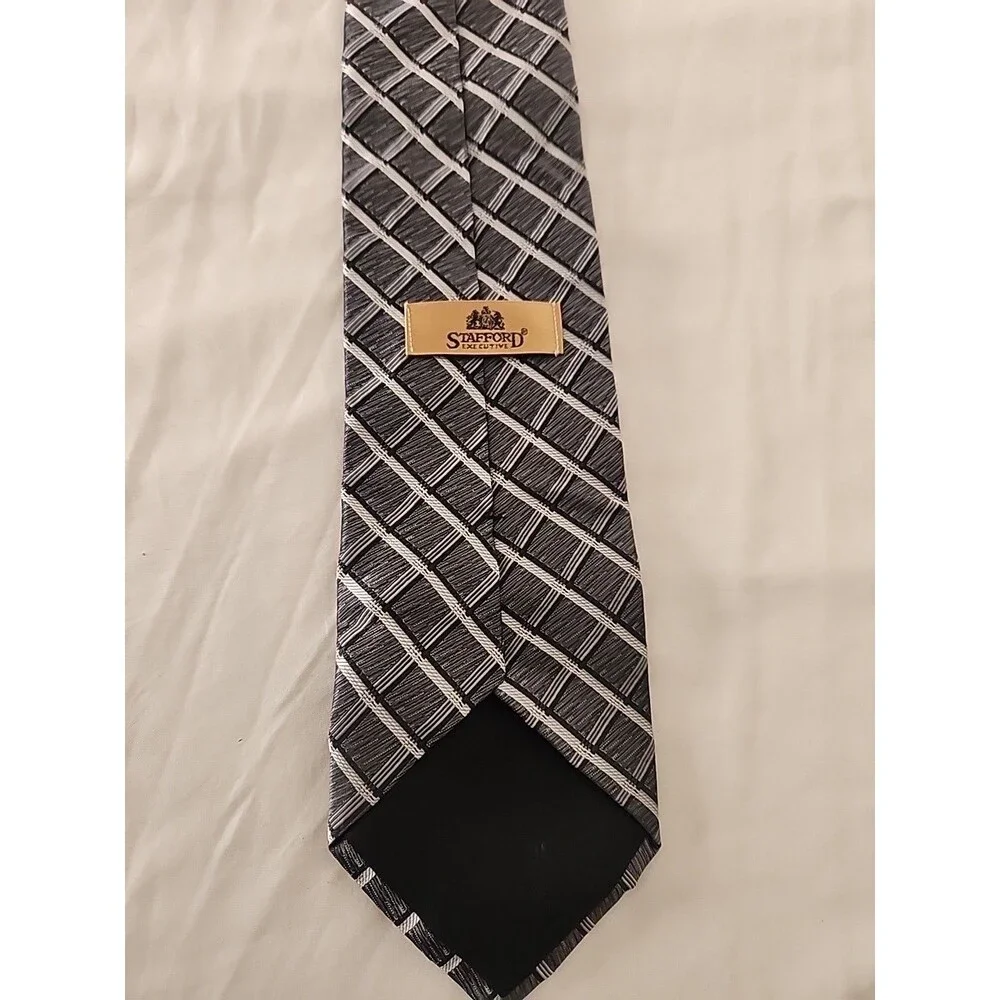 Stafford Black and Gray Men's Tie 59 Inches Long 4 Inches Wide